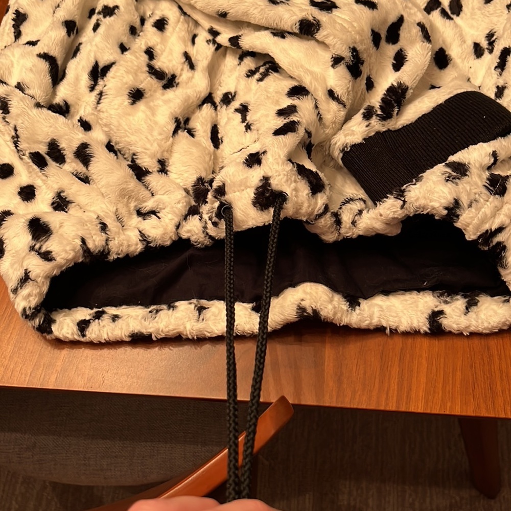 Supreme Dalmatian Pullover - image 6